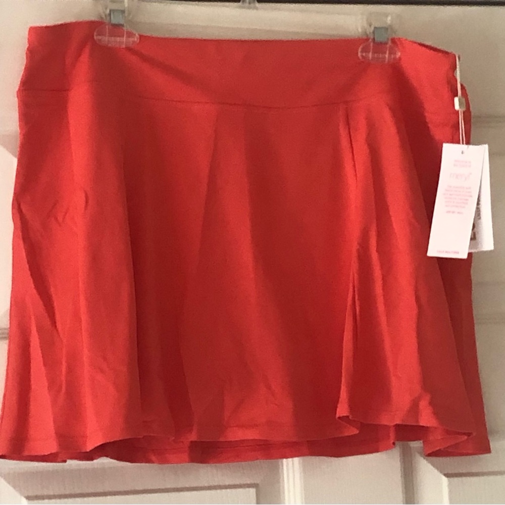 Lilly Pulitzer Harriot Skort in Mizner Red Athletic